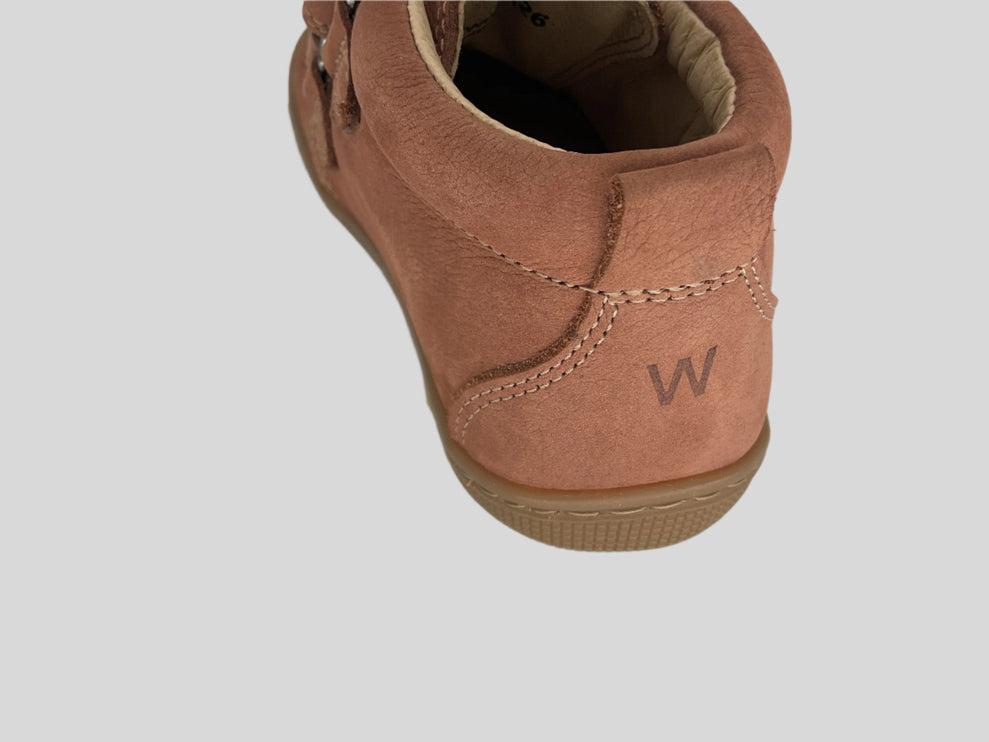 Kami W